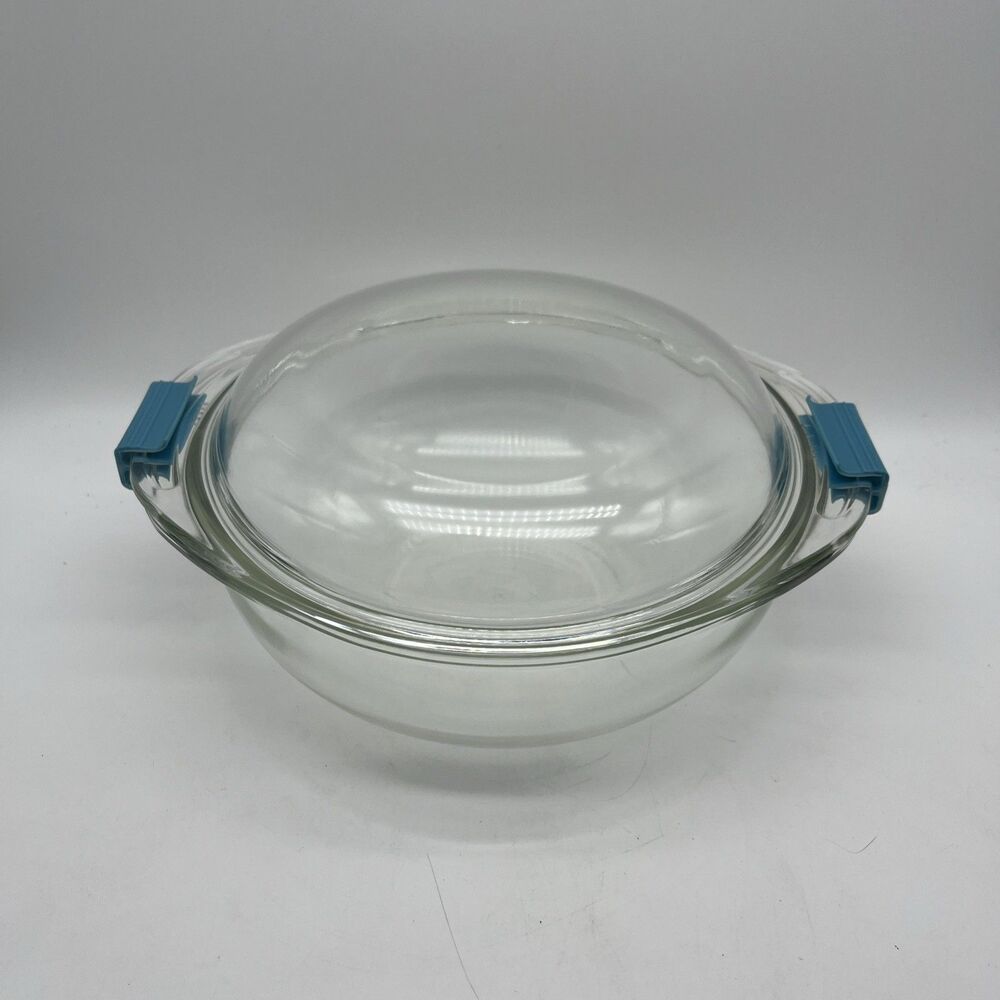 Vintage PYREX 1.5 Qt. Casserole #023 Baking Dish Bowl, Lid #683-C, Sealing Cips